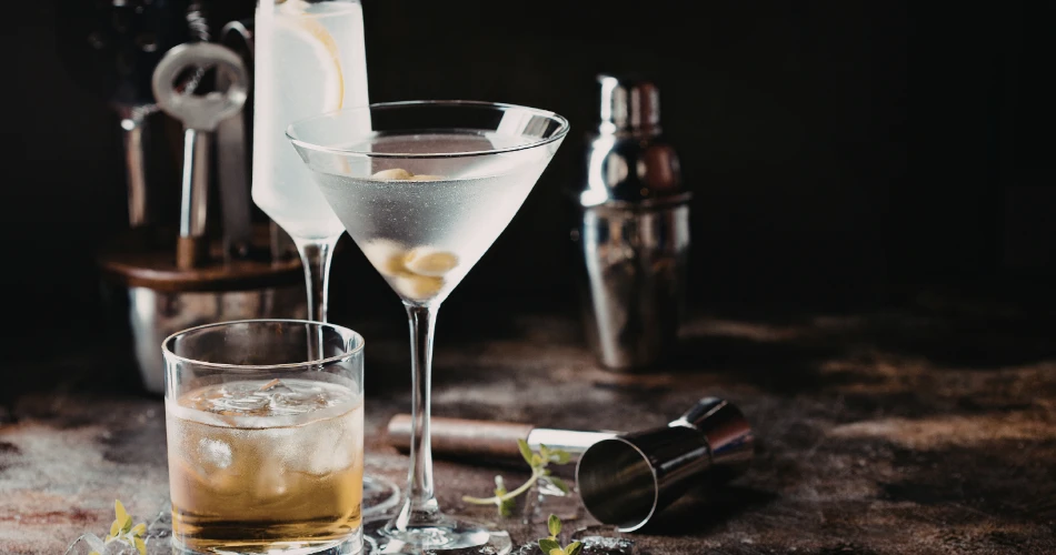 North Hollywood Nightlife Guide: Best Bars, Lounges & Late-Night Spots